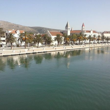 Apartment Meri Trogir Eksteriør billede