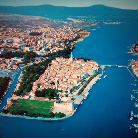 Apartment Meri Trogir Eksteriør billede