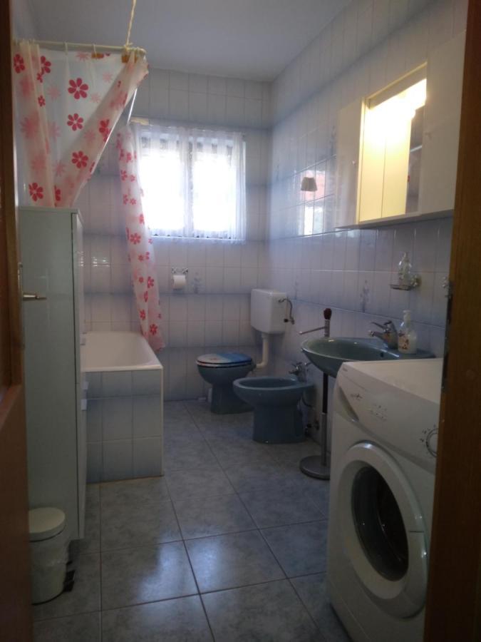 Apartment Meri Trogir Eksteriør billede