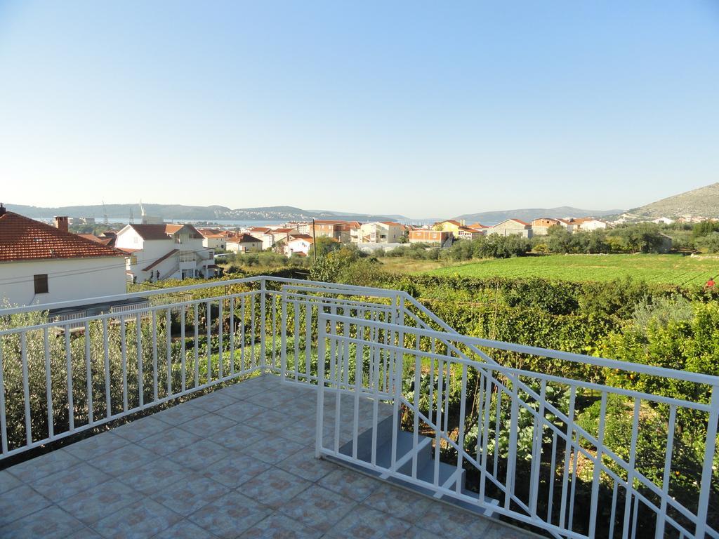 Apartment Meri Trogir Eksteriør billede