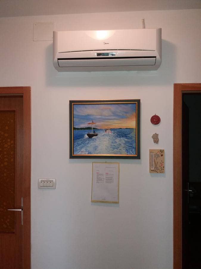 Apartment Meri Trogir Eksteriør billede