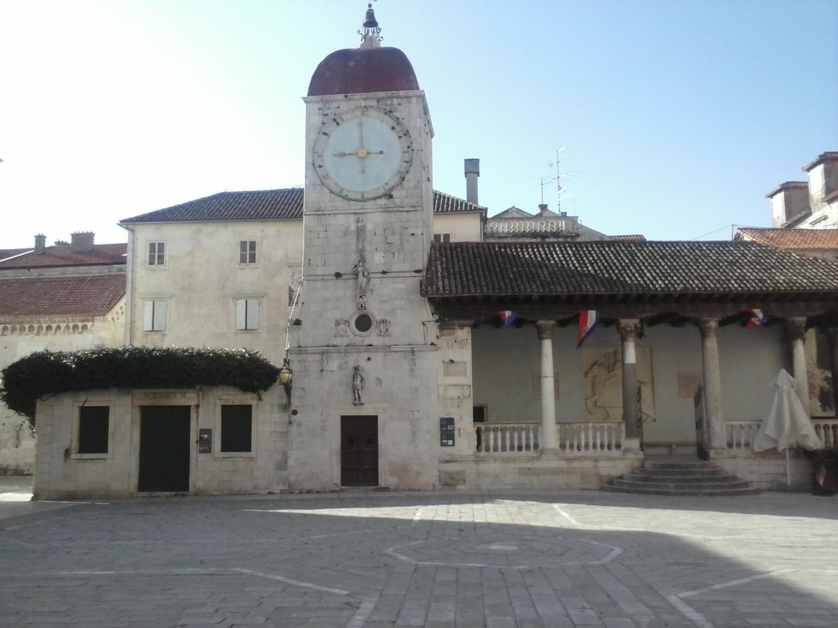 Apartment Meri Trogir Eksteriør billede